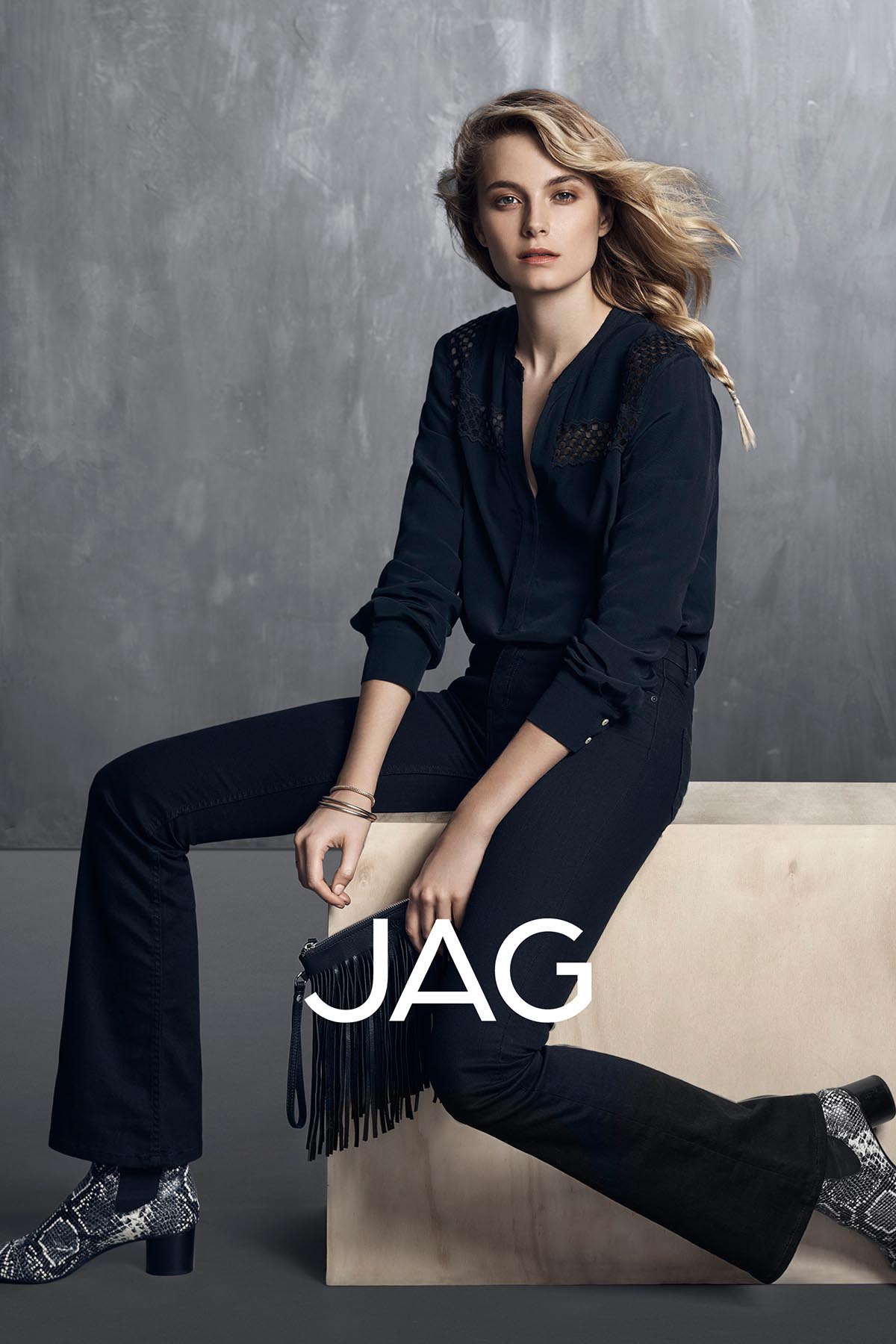 JAGAW-16-12_Web